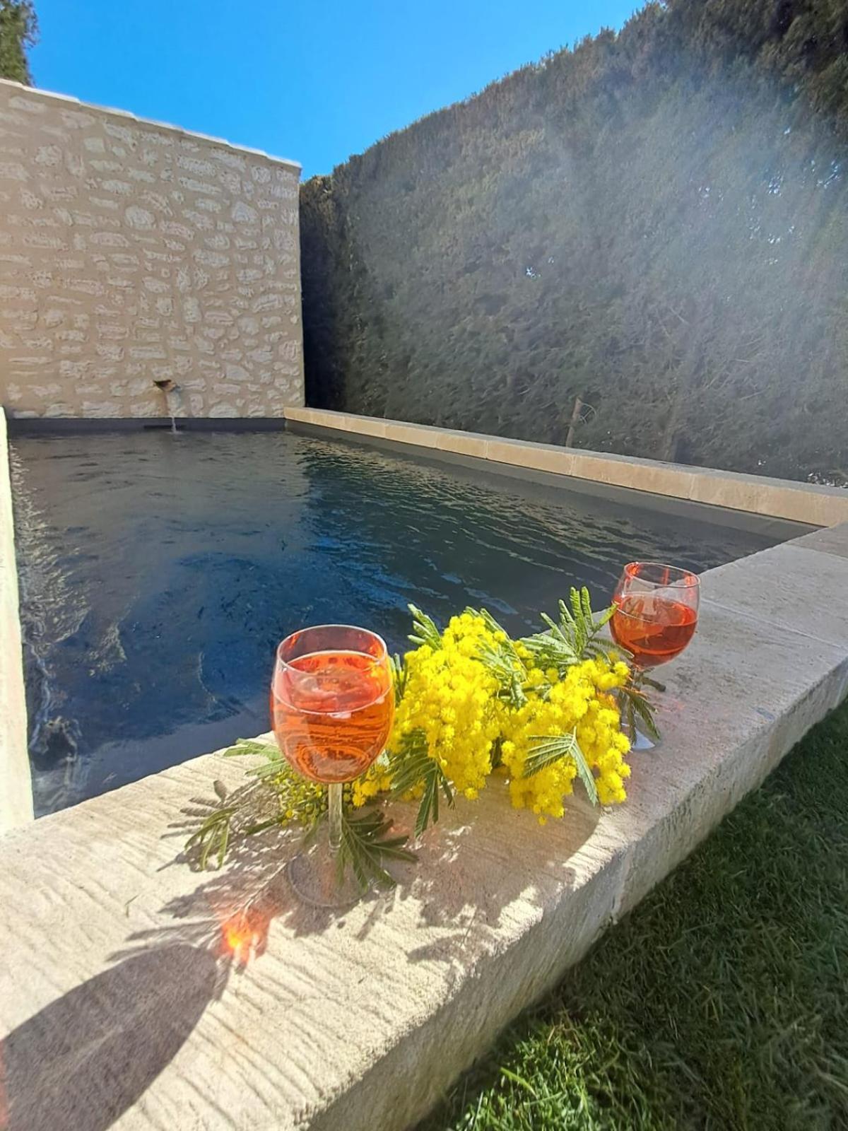 La Maison De Manon, 4-5Personnes, 75M2, Centre Village Avec Piscine Privee Maussane-les-Alpilles Exterior foto